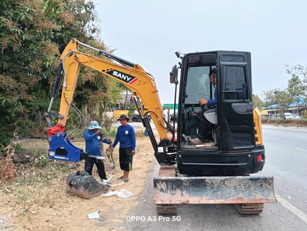 Unit 1⃣5⃣/2025
คุณธรรมนำการค้า
ทีมTNC1 ส่งมอบงานติดตั้งหัวกระแทกFE... 41 480625073 1829262317876037 2799610467784668286 n