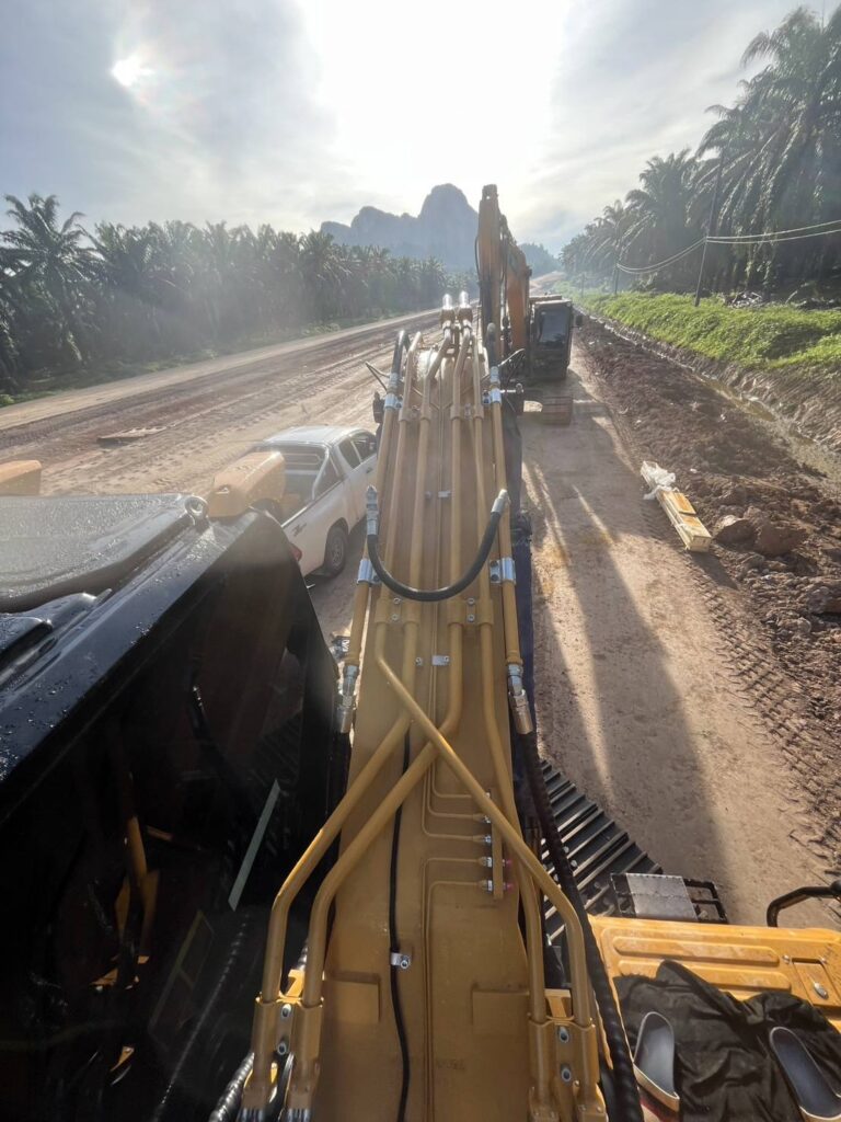 Pipeline 46/2025
คุณธรรมนำการค้า
ทีมTNC1 ส่งมอบงานติดตั้งระบบไลน์pipeline Sany S... 34 500295484 1904949546973980 5298022256786051336 n