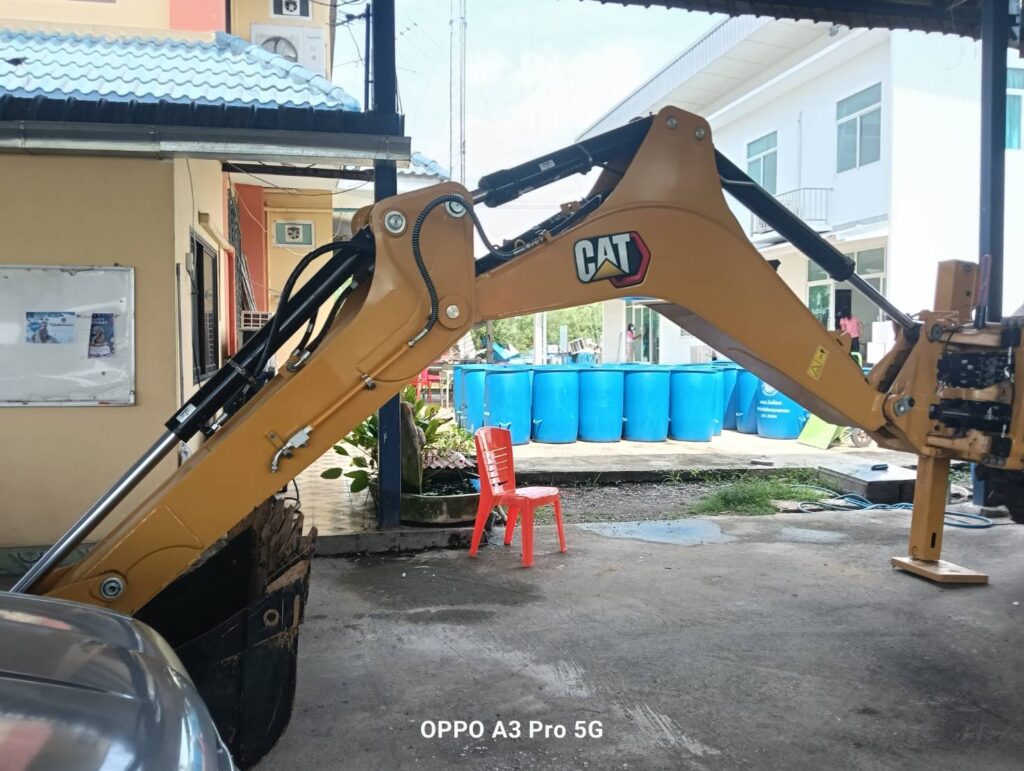 Pipeline 50/2025
คุณธรรมนำการค้า
ทีมTNC1 ส่งมอบงานติดตั้งระบบไลน์pipeline CAT426... 15 505665742 1919300078872260 8507835668099140215 n