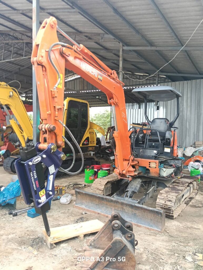 Unit 62/2025 คุณธรรมนำการค้า
ทีมTNC1 ส่งมอบงานติดตั้งหัวกระแทกFENDERO รุ่นF53S ... 1 509441963 1931167794352155 1748012557369848111 n