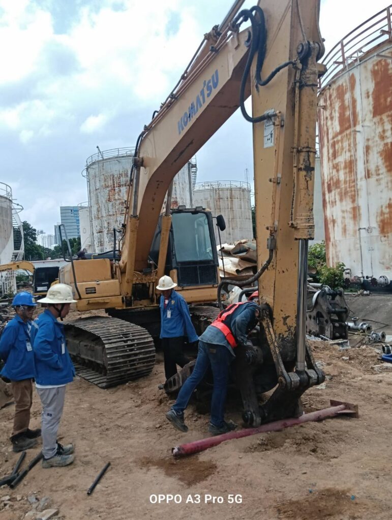 Unit 78/2025
คุณธรรมนำการค้า
ทีม TNC2 ส่งมอบงานเพิ่มระบบ2ทางพร้อมติดตั้งหัวกรรไก... 22 515438403 1961548151314119 1467030412766088862 n