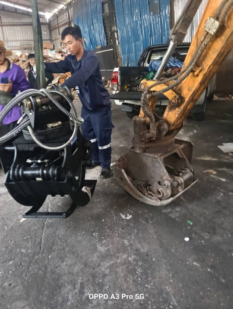 Unit 80/2025
คุณธรรมนำการค้า
ทีม TNC1 ส่งมอบงานติดตั้งหัวไม้แบบหมุนได้รอบตัว vs ... 17 528045267 1965746370894297 3541387132013617101 n