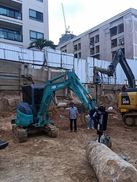 TNCEQUIPMENT.com จำหน่าย หัวกระแทก หัวแย๊ก หัวบีบปูน หัวตัดเหล็ก หัวสว่านเจาะดิน อุปกรณ์เสริมรถแบคโฮราคาถูก 7 u7 574495968 2042815776520689 7650961701021385795 n